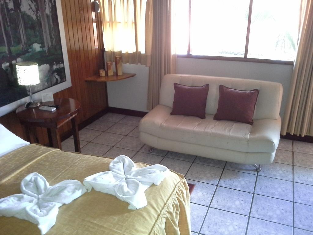 Hotel Cabana Quinta Puerto Maldonado Quarto foto