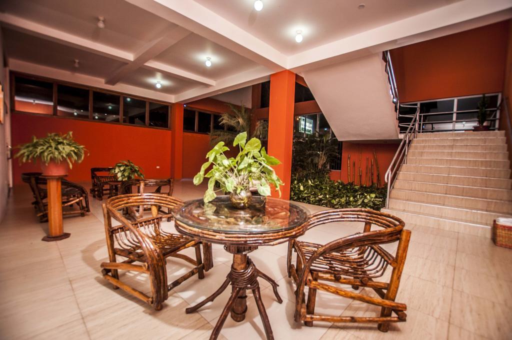 Hotel Cabana Quinta Puerto Maldonado Exterior foto