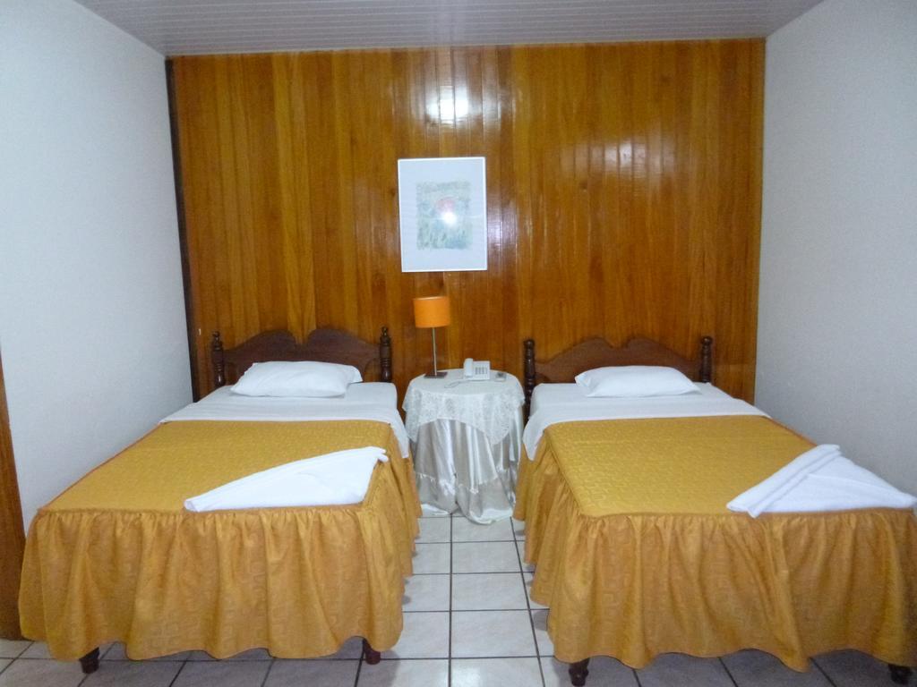 Hotel Cabana Quinta Puerto Maldonado Quarto foto