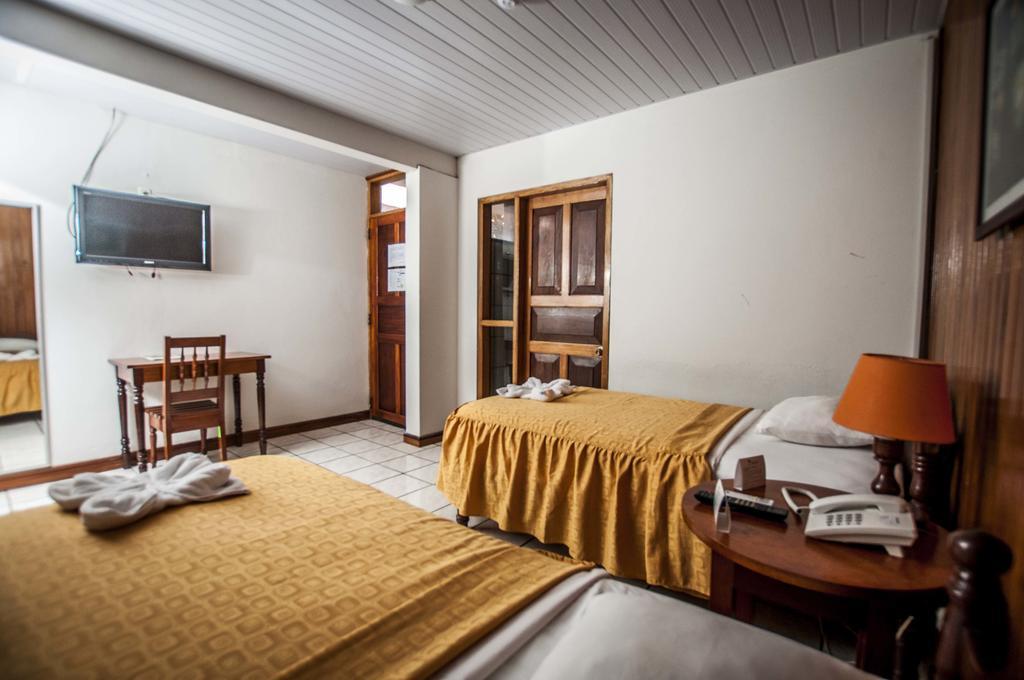 Hotel Cabana Quinta Puerto Maldonado Quarto foto